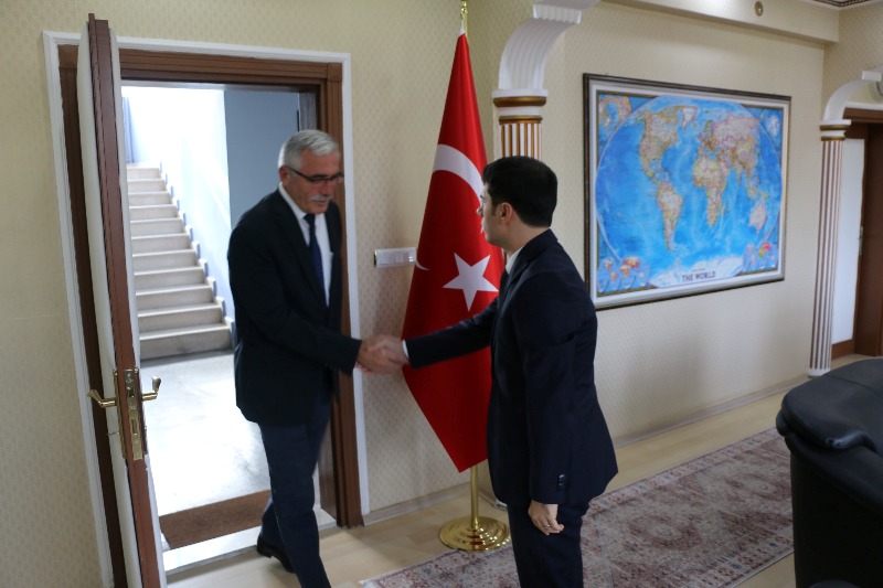 Kaymakam Sayın GÜLNAR, Bayram Tebriklerini Kabul Etti.