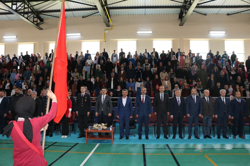 Türkiye Büyük Millet Meclisi'nin Açılışının 103. Yıl Dönümü ve 23 Nisan Ulusal Egemenlik ve Çocuk Bayramı Kutlandı.